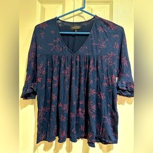 Lucky Brand Navy blue top with pink flowers.